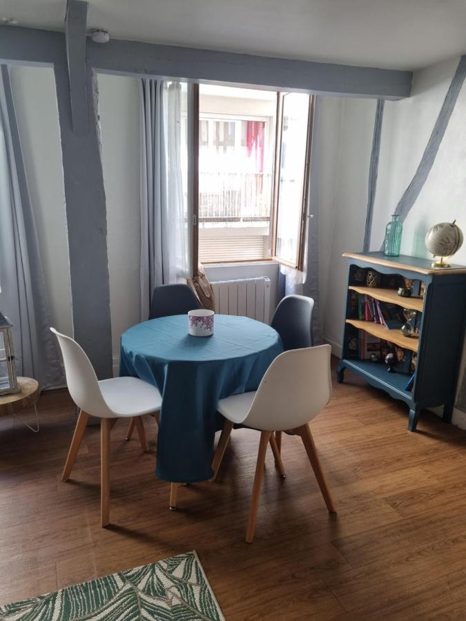 Appartement De La Rose Rouen Esterno foto