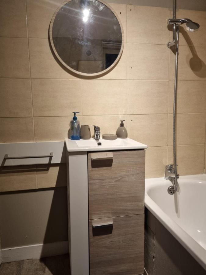Appartement De La Rose Rouen Esterno foto